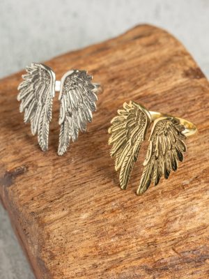 Adjustable silver and gold-plated feather ring, hand-carved with a symbolic feather design.